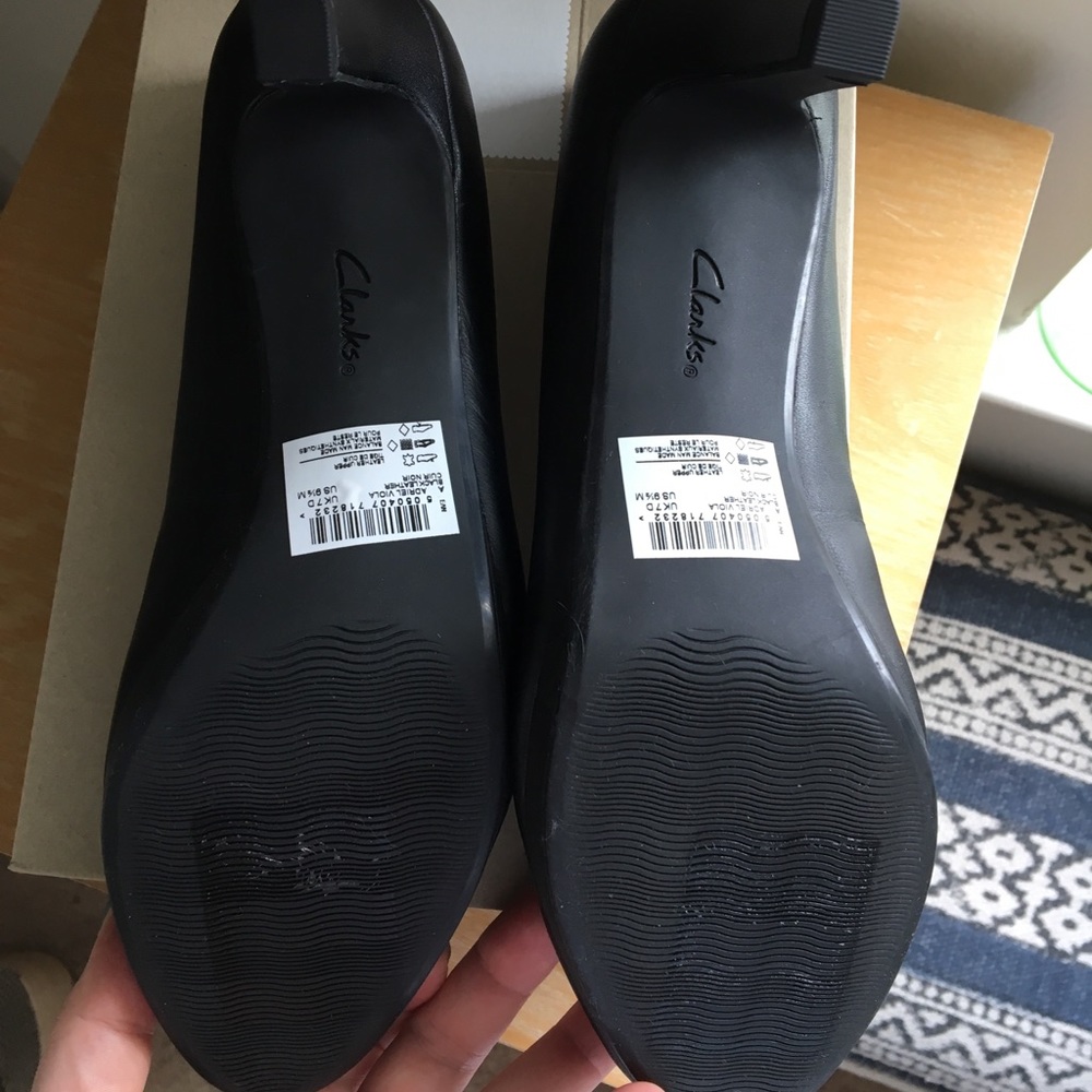 NWT Clarks Leather Pump Heels - Picture 5 of 8